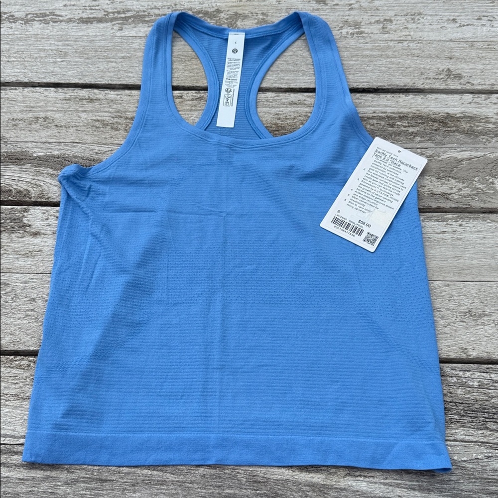 Lululemon Swiftly Tech Racerback Tank Top 
Pool Party blue size 6 NWT - Picture 2 of 7
